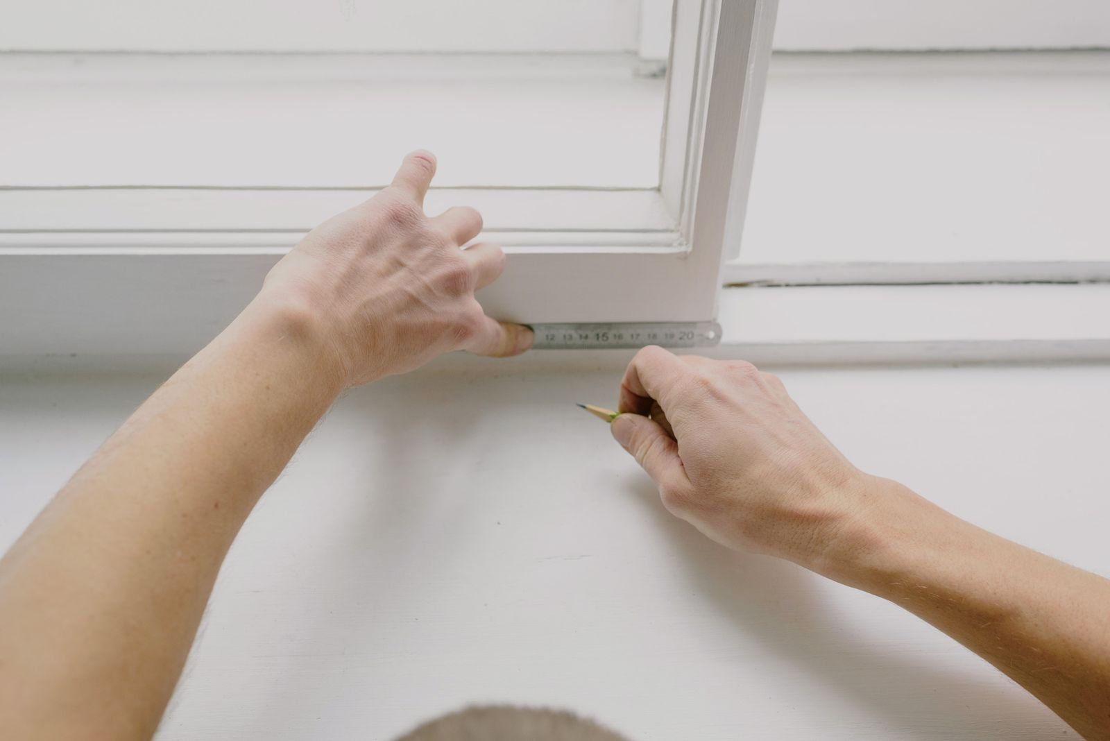 Професионално измерване на прозоречна рамка
